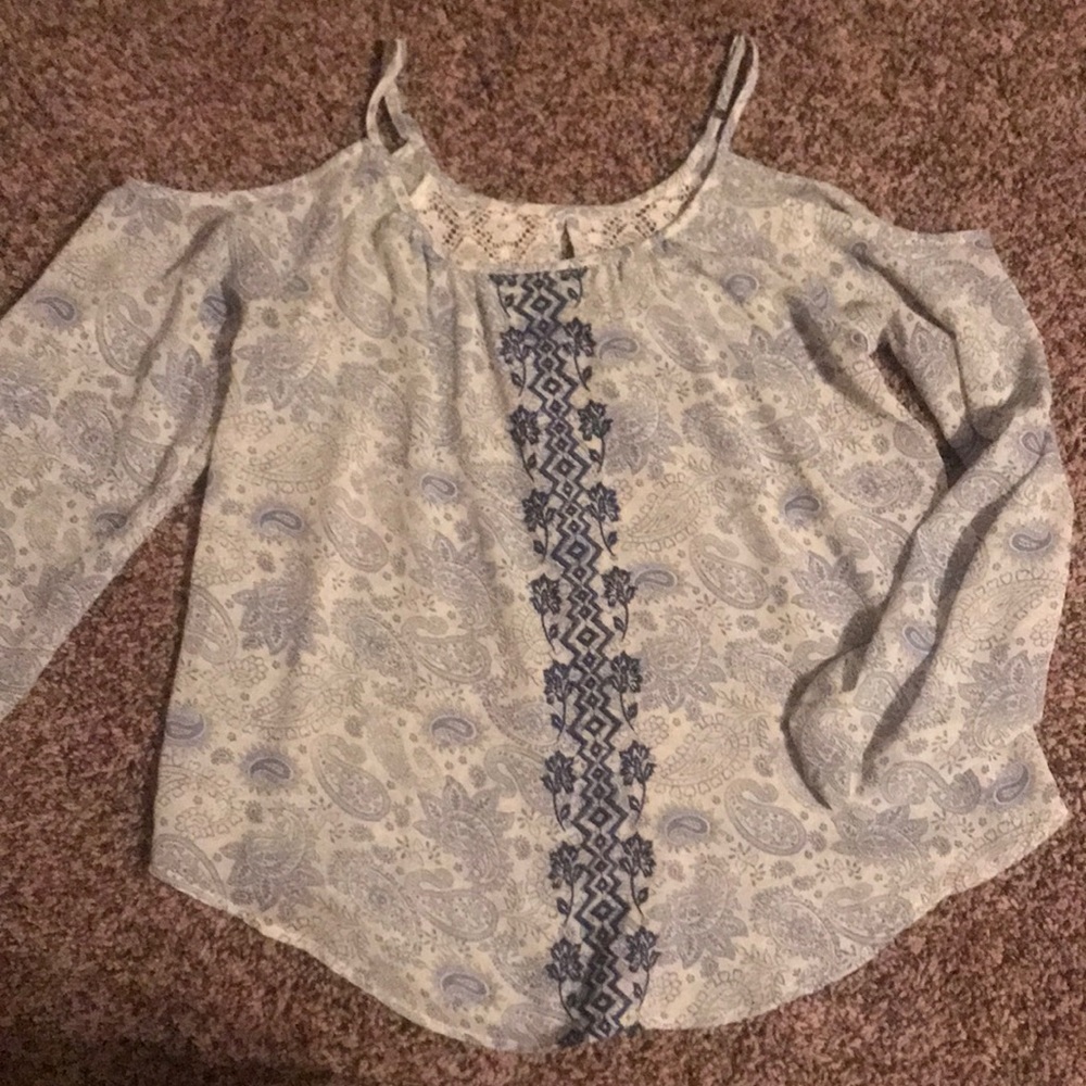 Paisley cold shoulder top